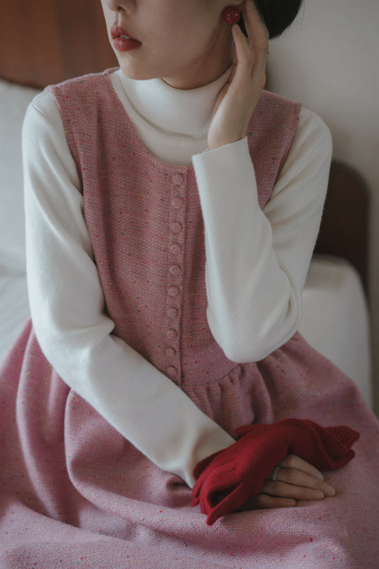 ピンクノースリーブワンピース•6546250808/ハイネックニットワンピース•9833200904