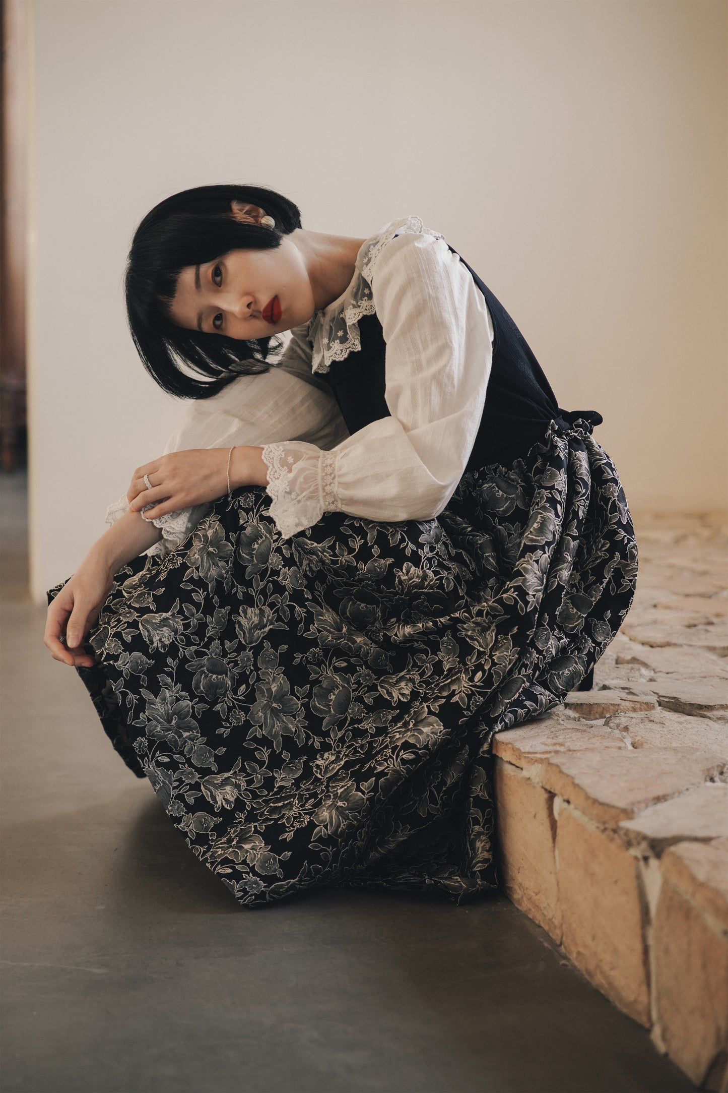 ワンピース•8989241188/ブラウス•6577241007(4月上旬発送予定)