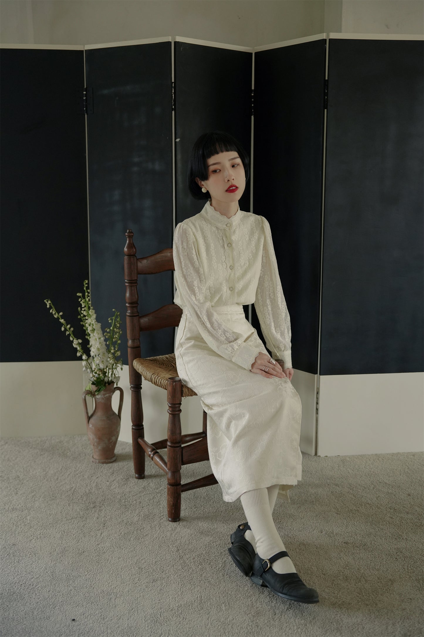 ブラウス•8837220805/スカート•9372220716