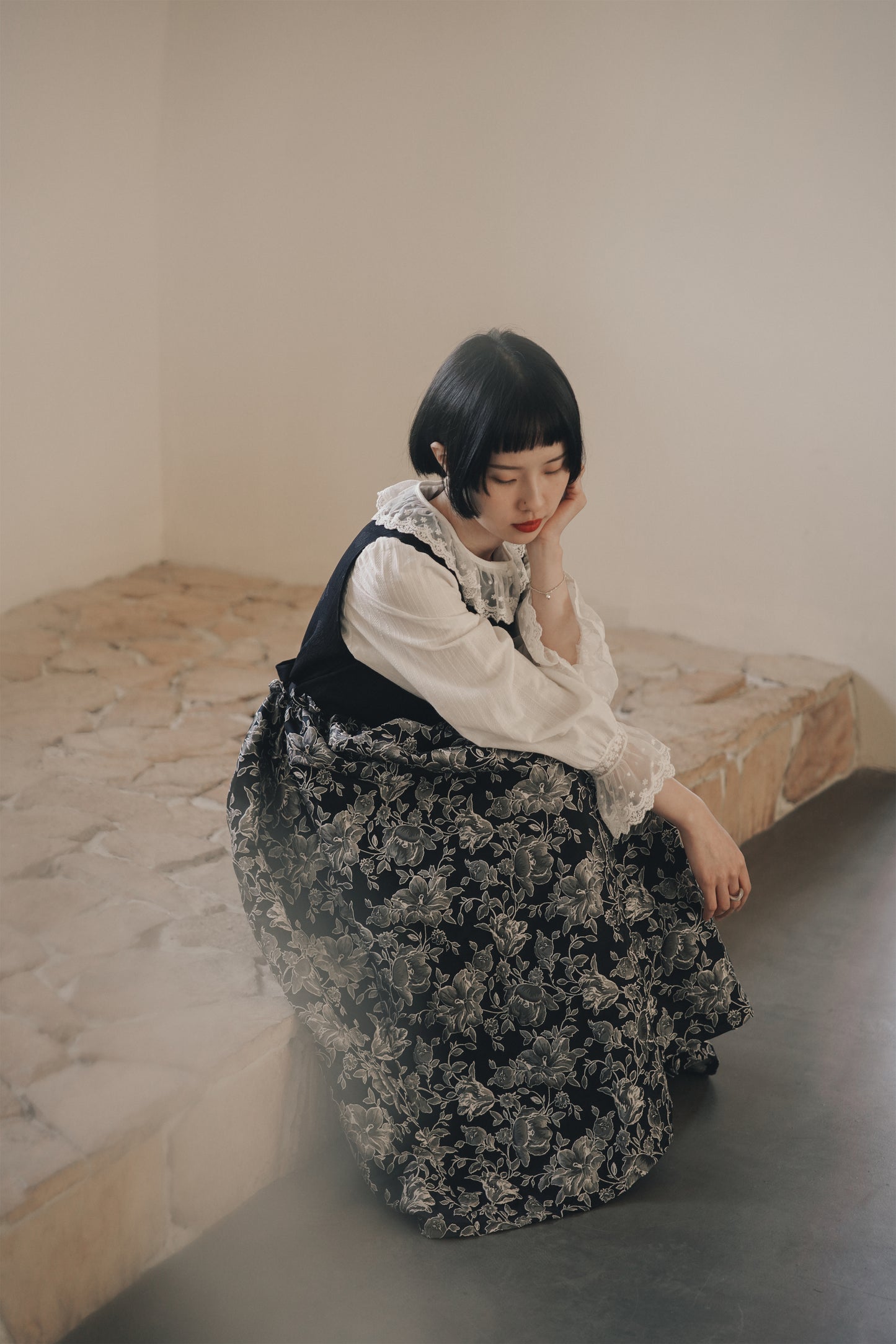 ワンピース•8989241188/ブラウス•6577241007(4月上旬発送予定)