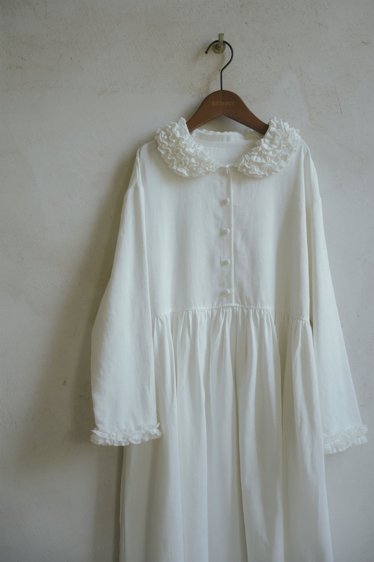 白いワンピース•9833250807(4月上旬発送予定)